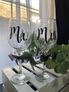 MR & MRS GLASSES