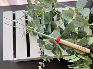 MARSHMALLOW TELESCOPIC ROASTING STICK